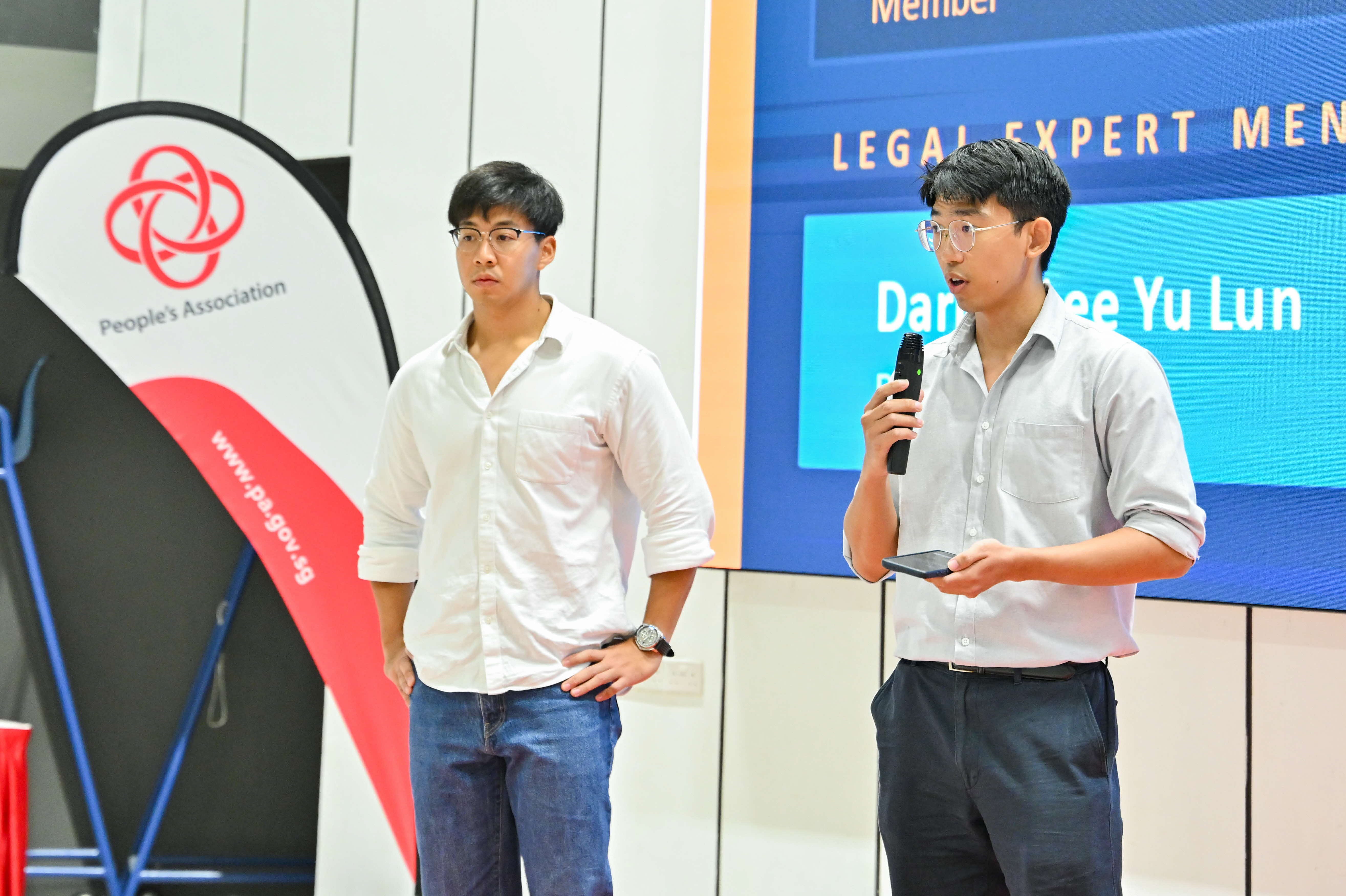 Two students presenting in detail on their problem statement